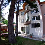приятелската къща 3* Velingrad