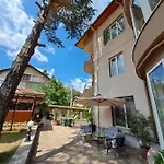 приятелската къща 3* Velingrad