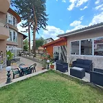 приятелската къща Guest house