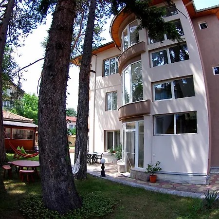 приятелската къща * Velingrad