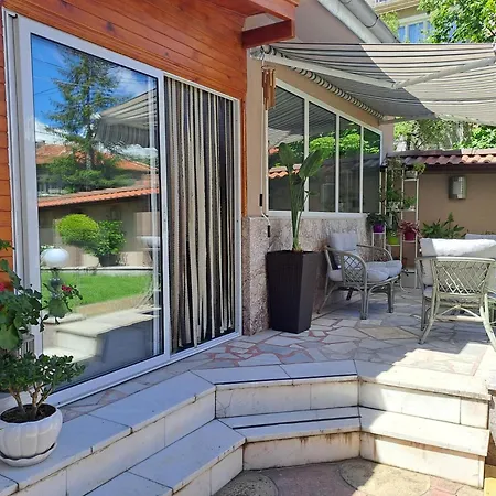 приятелската къща Guest house 3*