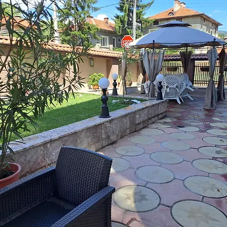 Guest house приятелската къща *