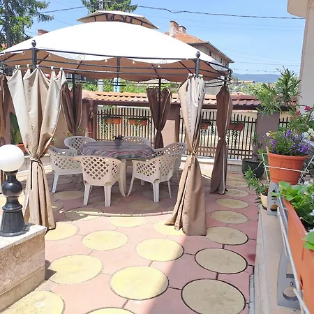 Guest house приятелската къща Velingrad
