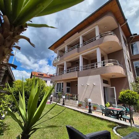 приятелската къща Guest house 3*